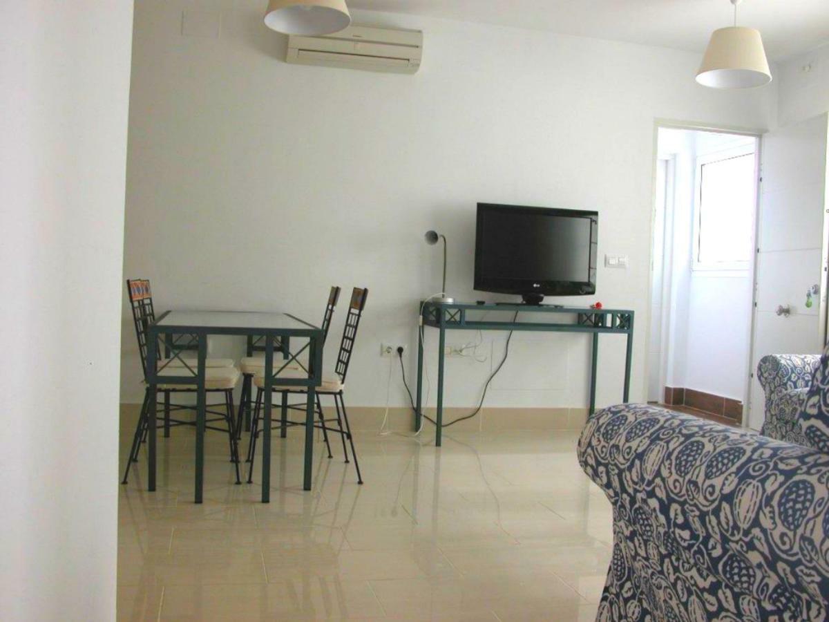 Apartamentos Guga Rta A Ca 00267 At Edif Complejo 2 Llaves Playa コニル・デ・ラ・フロンテラ エクステリア 写真